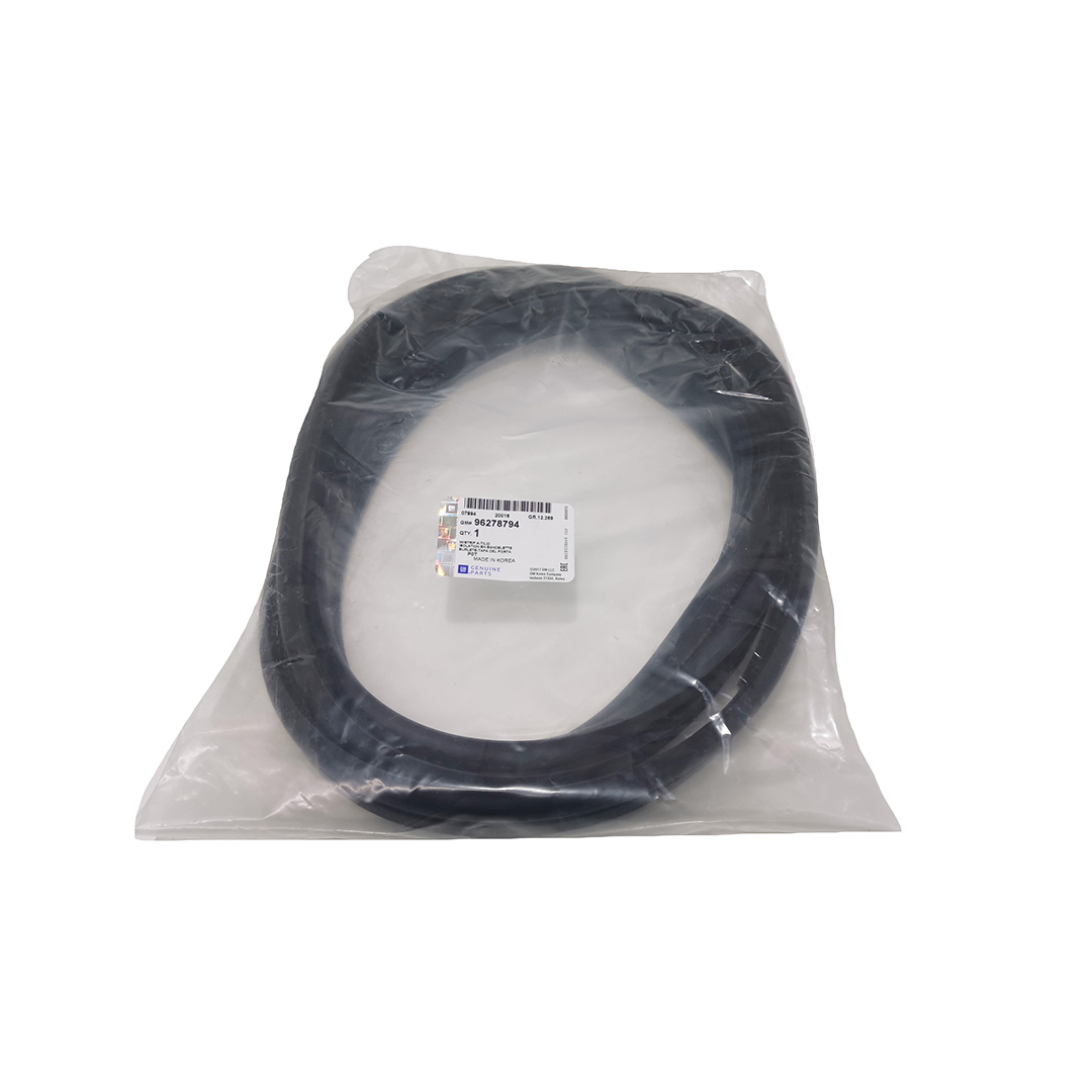 Уплотнитель крышки багажника Ланос, Сенс T-150 GM